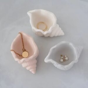 Handmade Concrete Shell Jewelry Dish – Seashell Trinket Tray, Ring & Earring Holder, Minimalist Coastal Home Decor